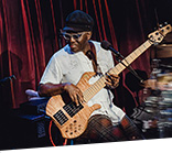 Complet → Richard Bona Group Le 12 oct 2024