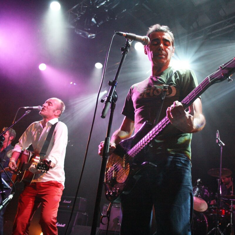 Tous droits réservés