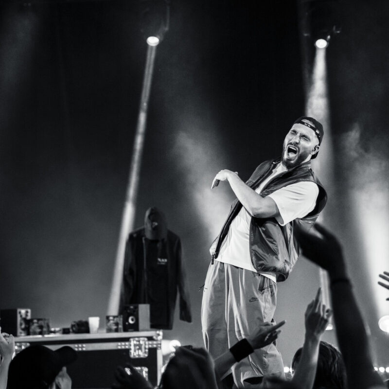 Tous droits réservés