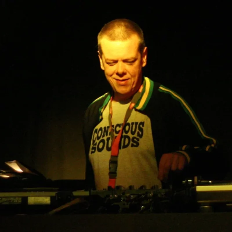 Tous droits réservés