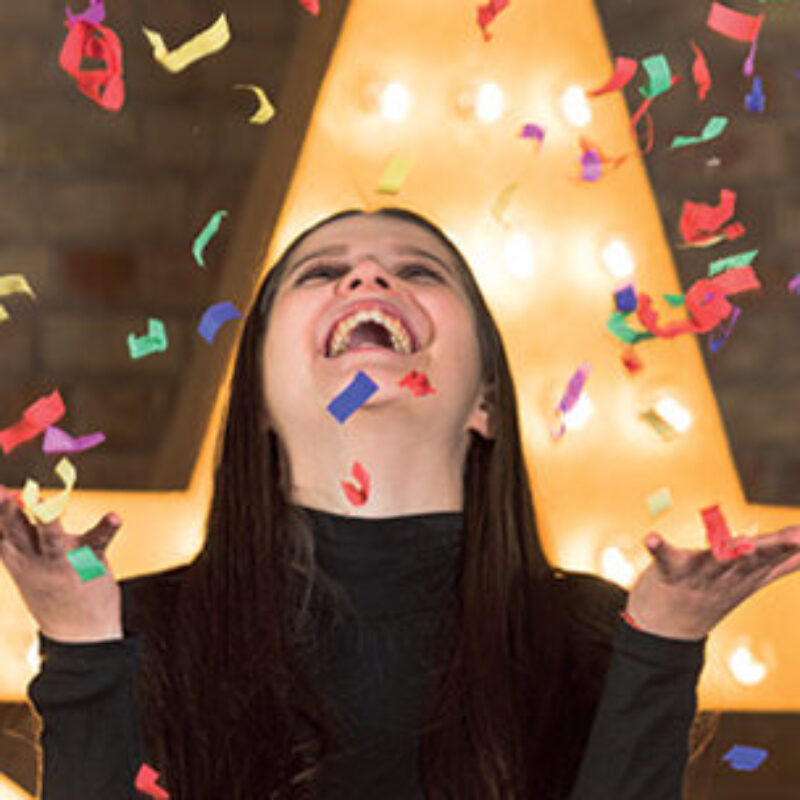 Tous droits réservés